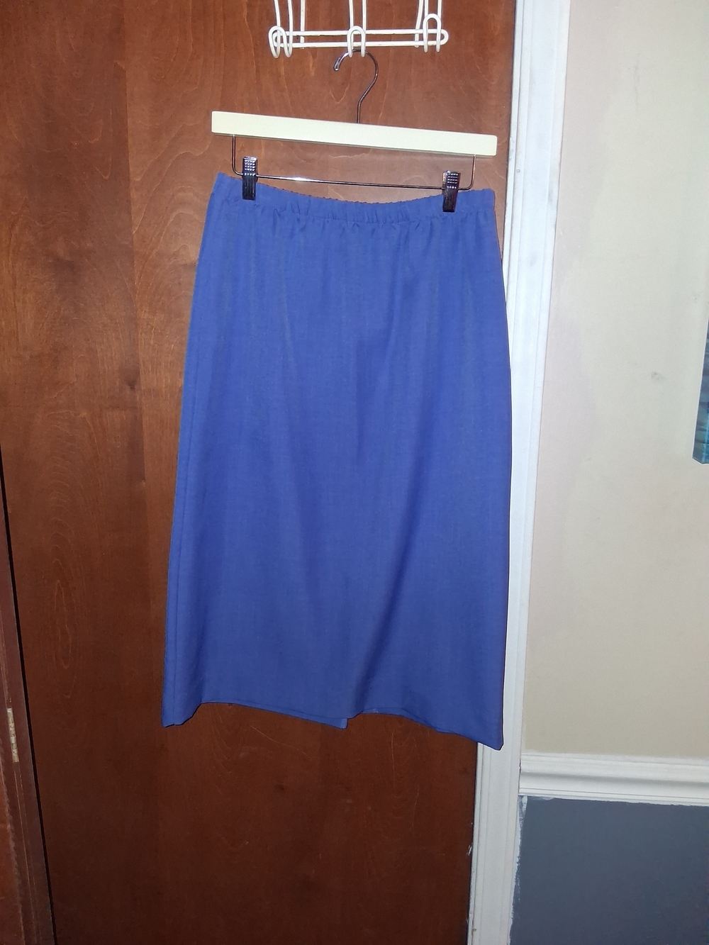 Comfort Stretch Midi Skirt in Periwinkle Blue